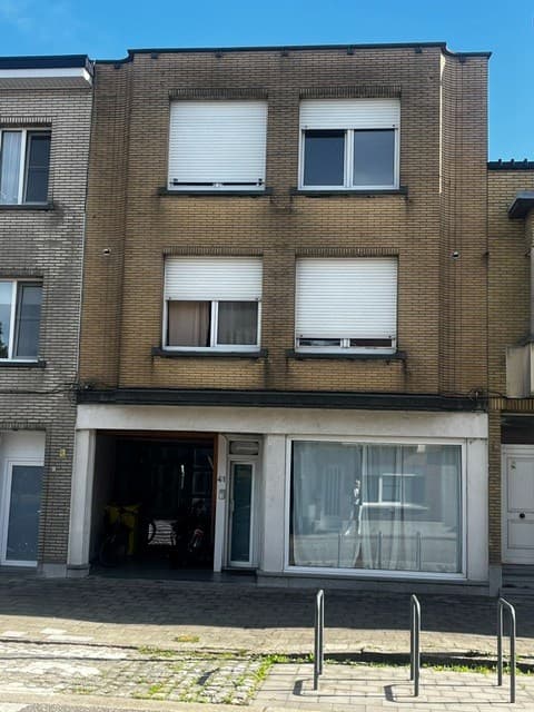 Te koop - Op te frissen appartement in Lier op 2° Verdieping